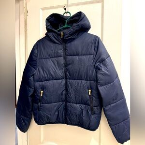 DARK NAVY BLUE SHORT PUFFER